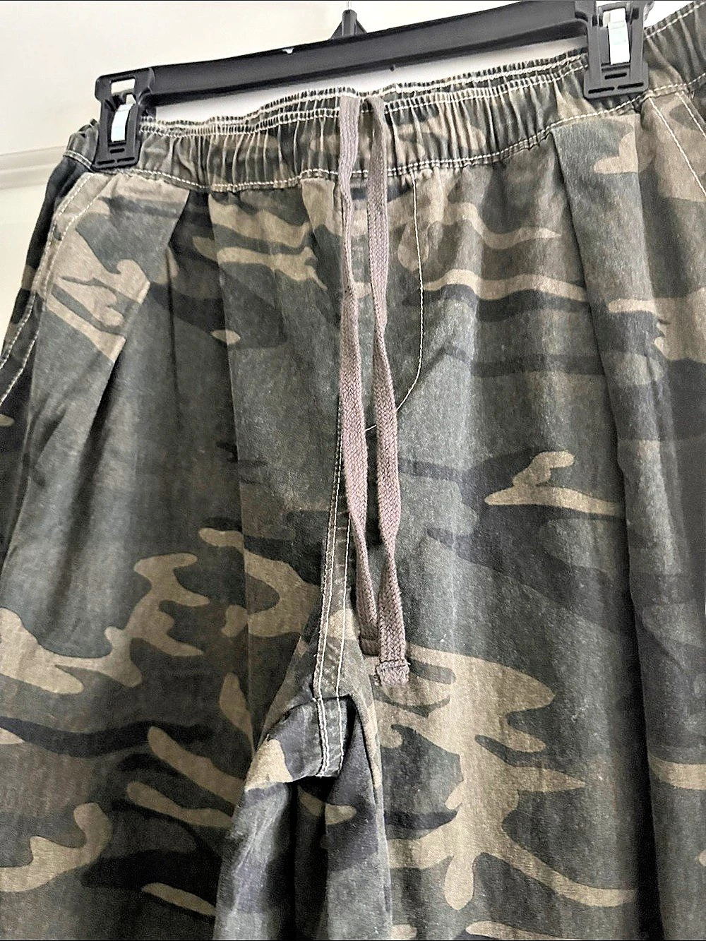 Cali 1850 Tree Camo Low Rise Wide Leg Twill Pants Cargo Pants - Picture 7 of 9